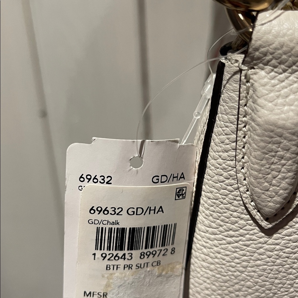 Coach Butterfly Print Sutton Crossbody NWT with a dustbag - Picture 12 of 13